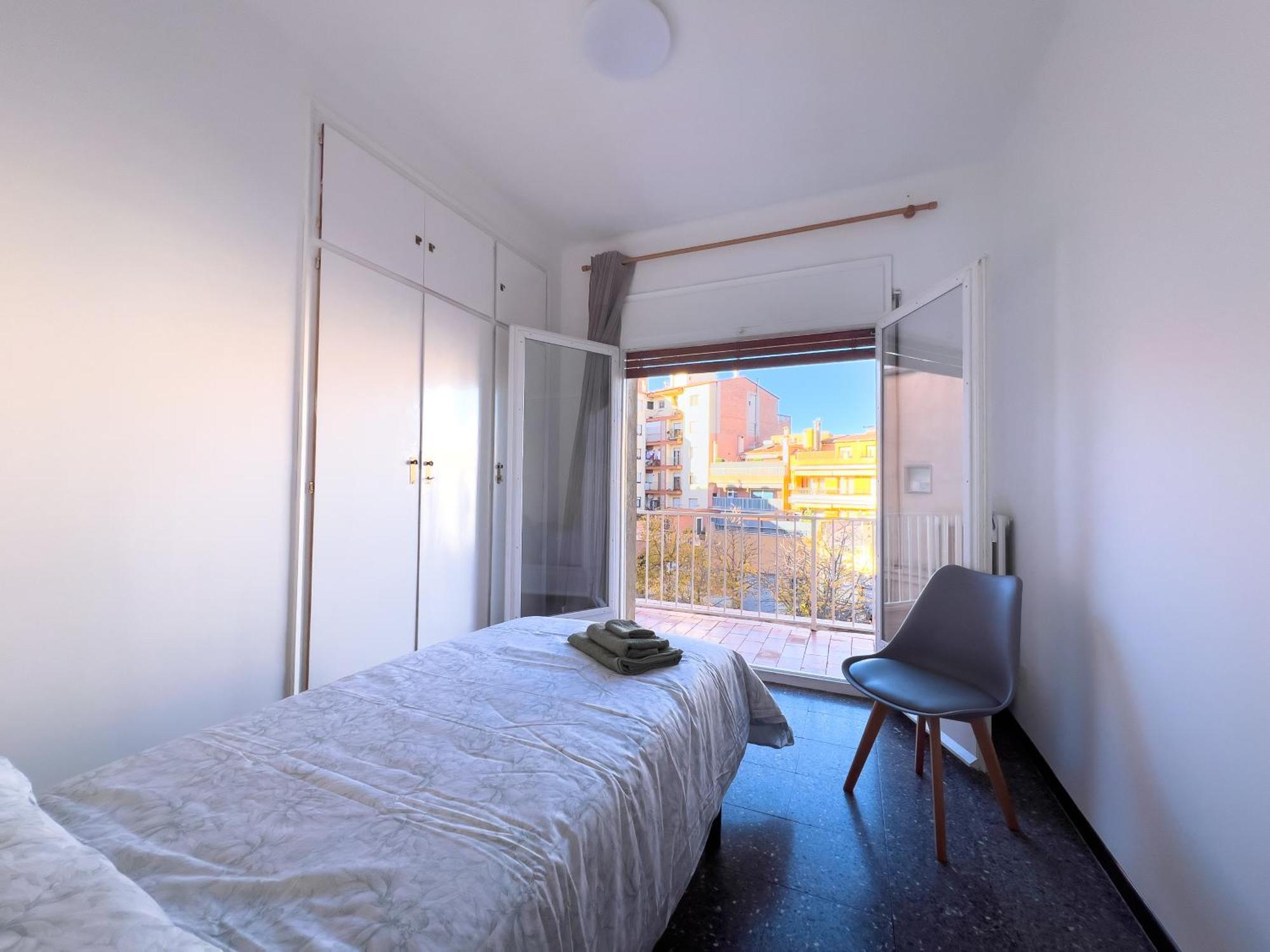 Caserna 13 - Luminoso Piso En Figueres * Figueres (Girona)