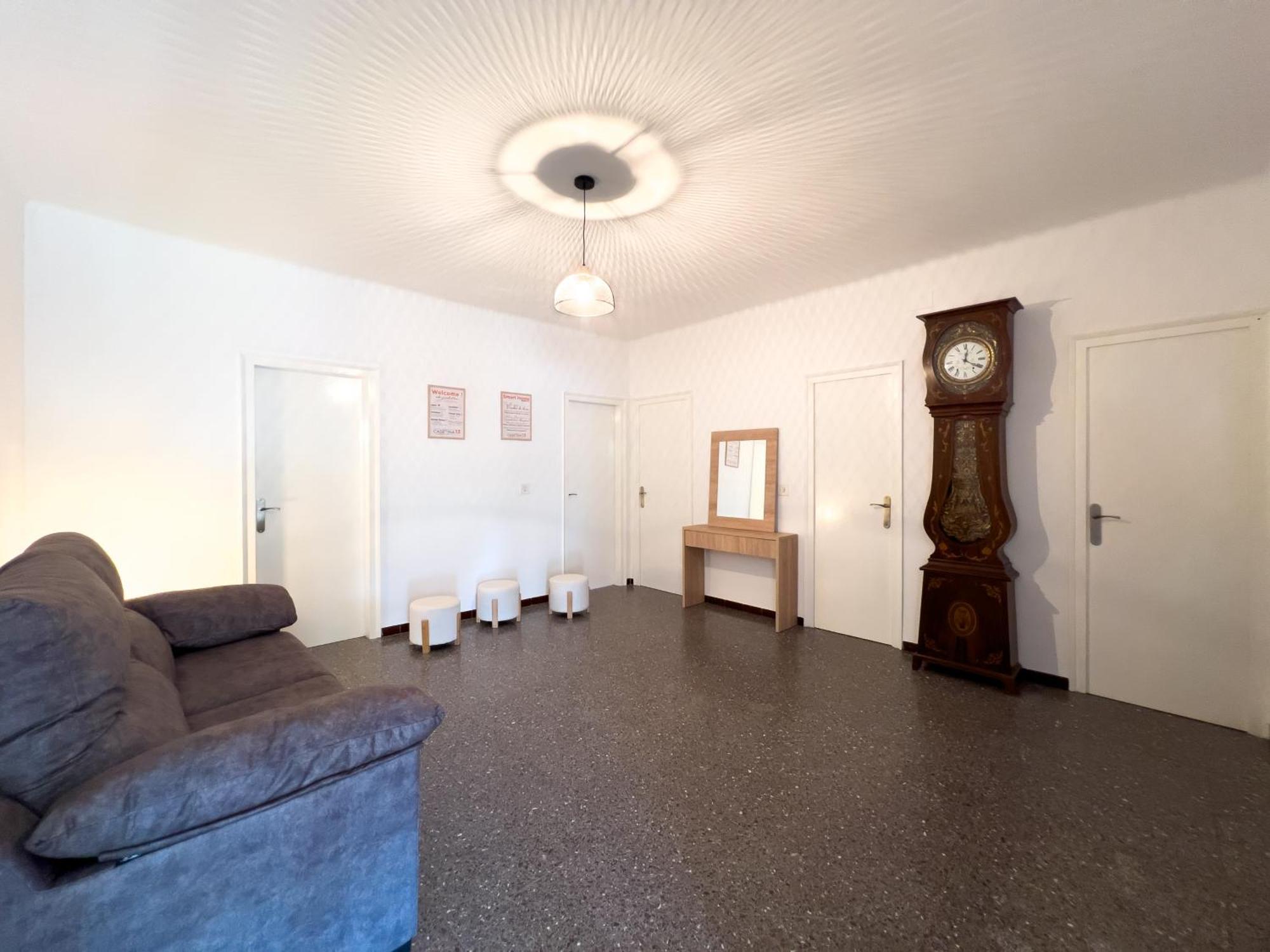 Appartamento Caserna 13 - Luminoso Piso En Figueres *